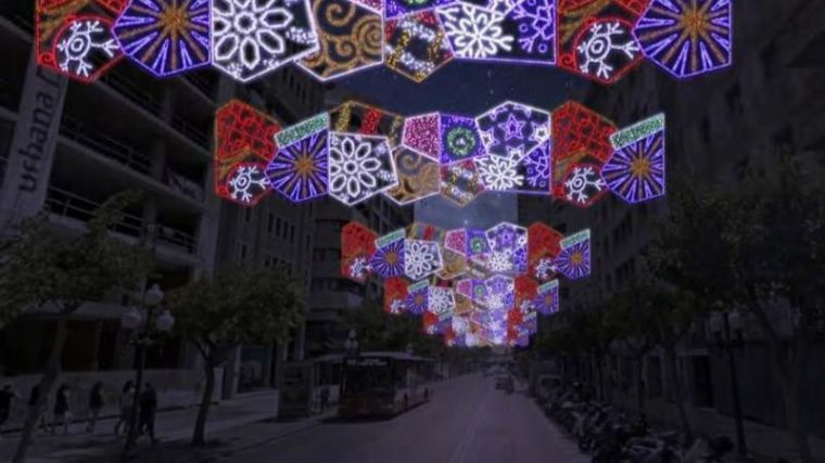 Alicante se va a iluminar esta Navidad con 780 arcos y guirnaldas