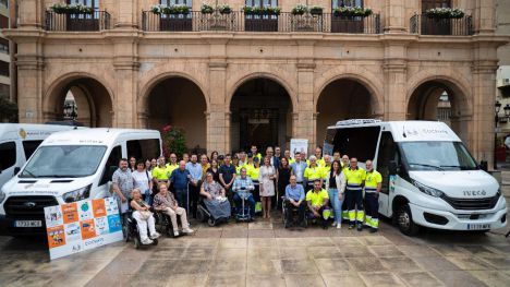 La renovación de la flota de vehículos refuerza el transporte adaptado de COCEMFE en Castellón